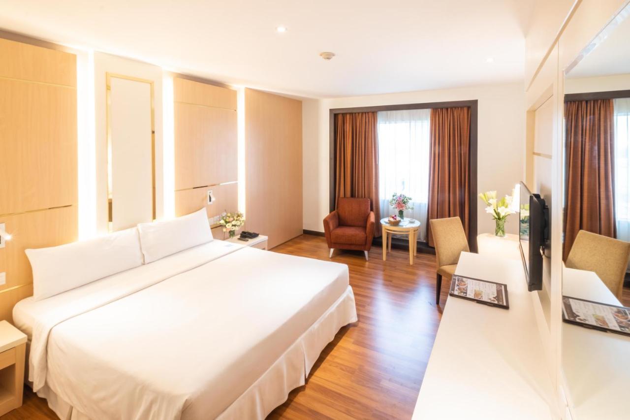 Zenith Sukhumvit Hotel Bangkok Buitenkant foto