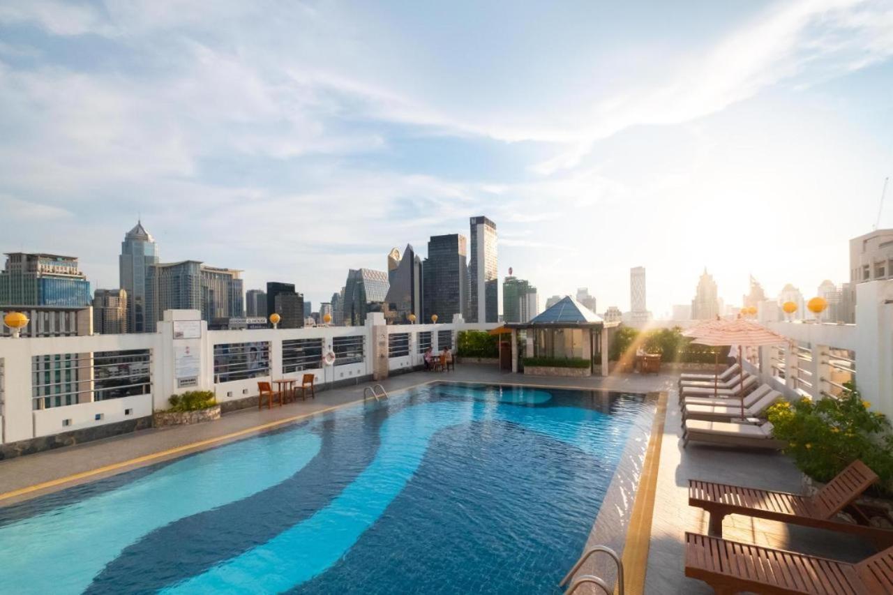 Zenith Sukhumvit Hotel Bangkok Buitenkant foto