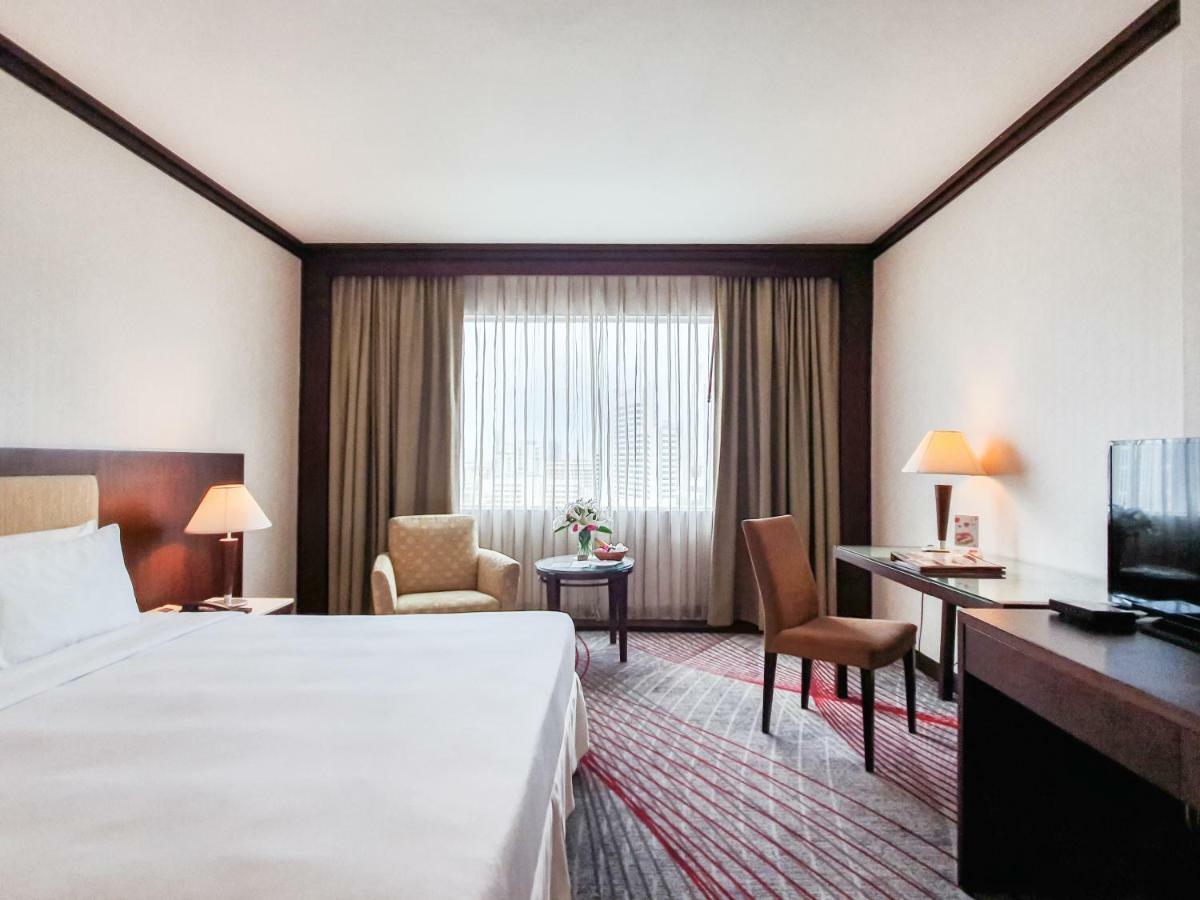 Zenith Sukhumvit Hotel Bangkok Buitenkant foto