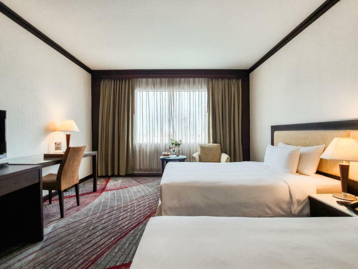 Zenith Sukhumvit Hotel Bangkok Buitenkant foto