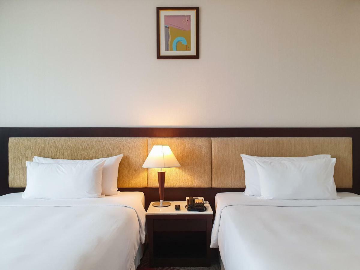 Zenith Sukhumvit Hotel Bangkok Buitenkant foto